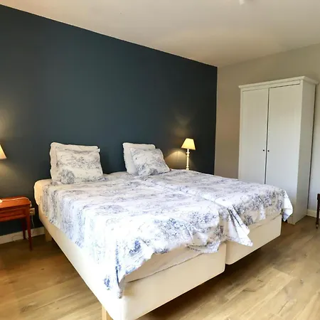 Semesterbostad Le Clos Du Parc Offagne